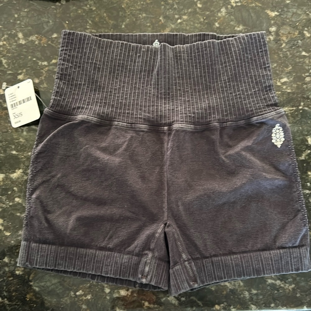 Free people distressed black shorts tight. Xs/s